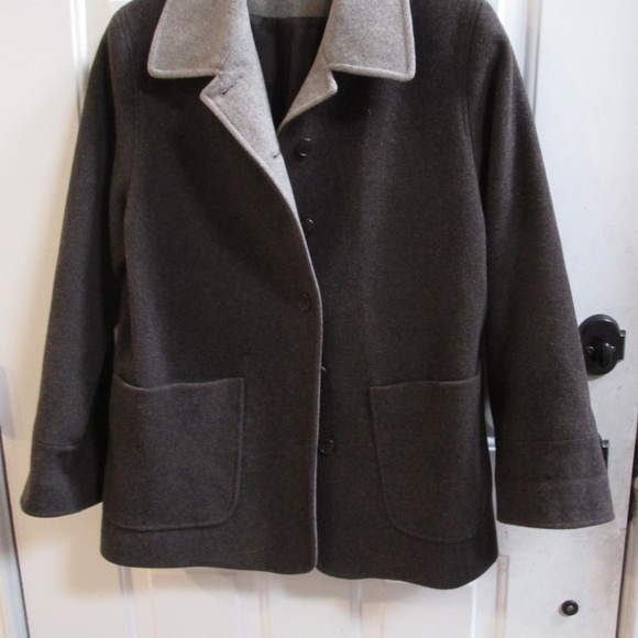 Vtg FORECASTER women's gray thigh length WOOL Jacket Sz 8 USA Made - Picture 2 of 16